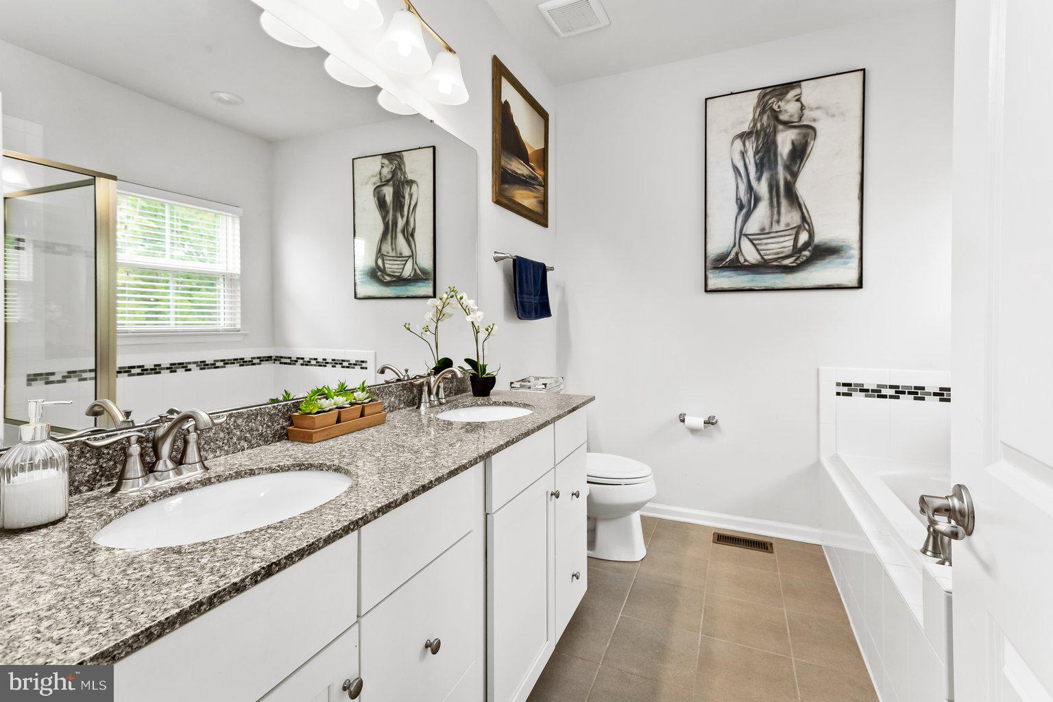 CREEKSIDE VILLAGE AT TANYARD SPRINGS - Residential