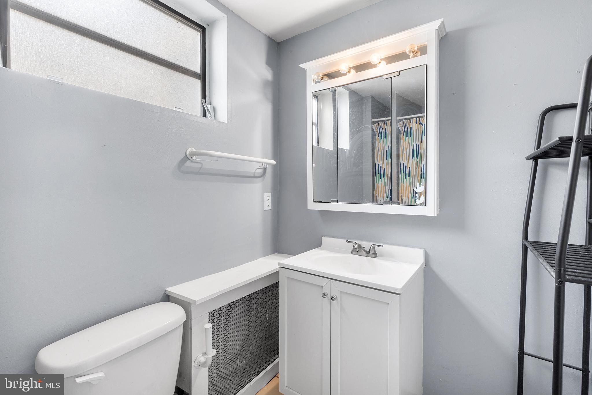 GRADUATE HOSPITAL - Residential Lease