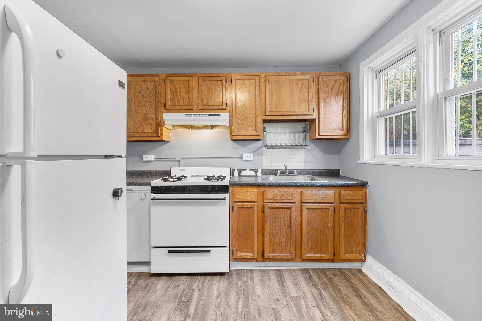 GRADUATE HOSPITAL - Residential Lease