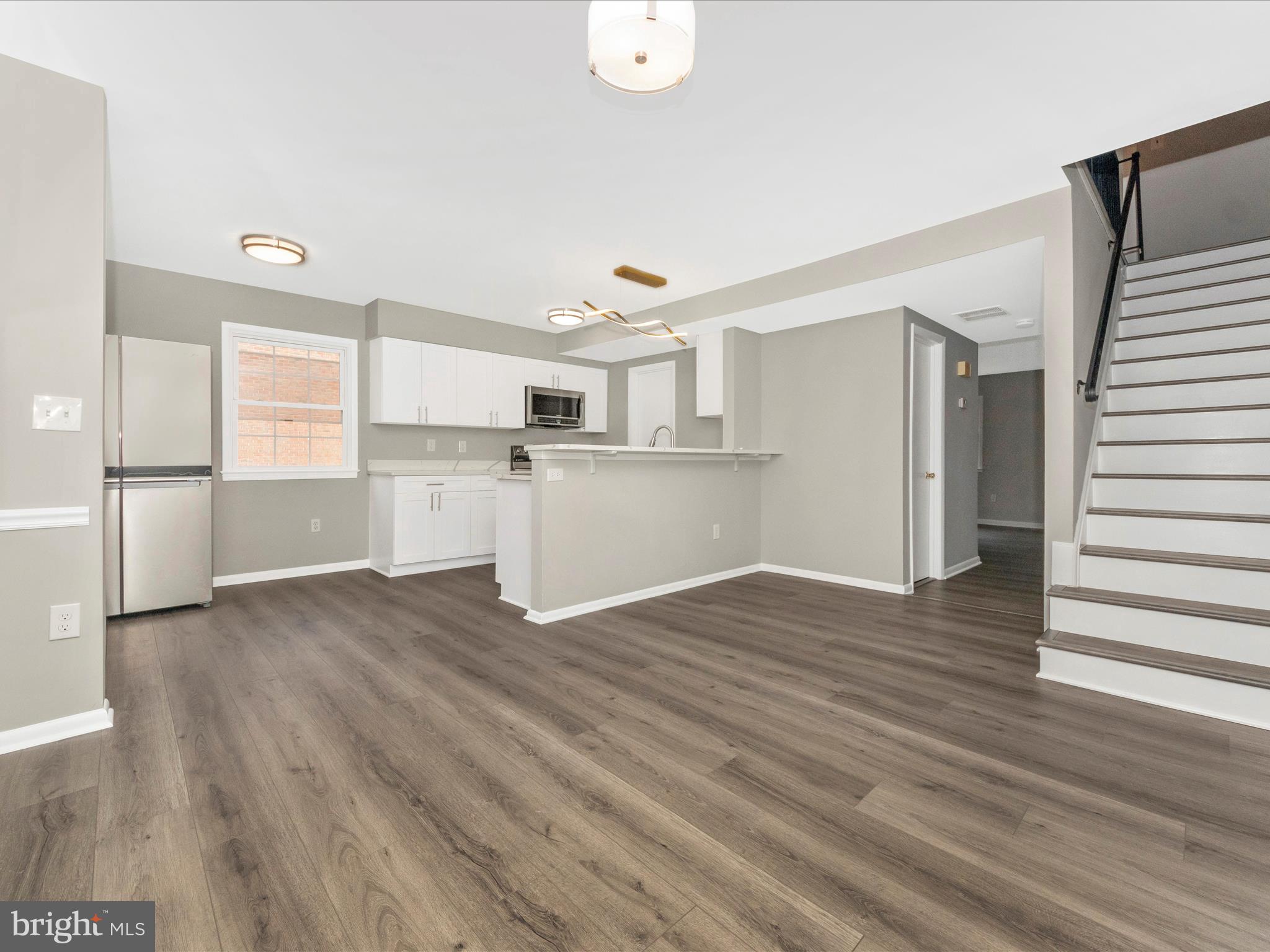 DALE CITY - Residential