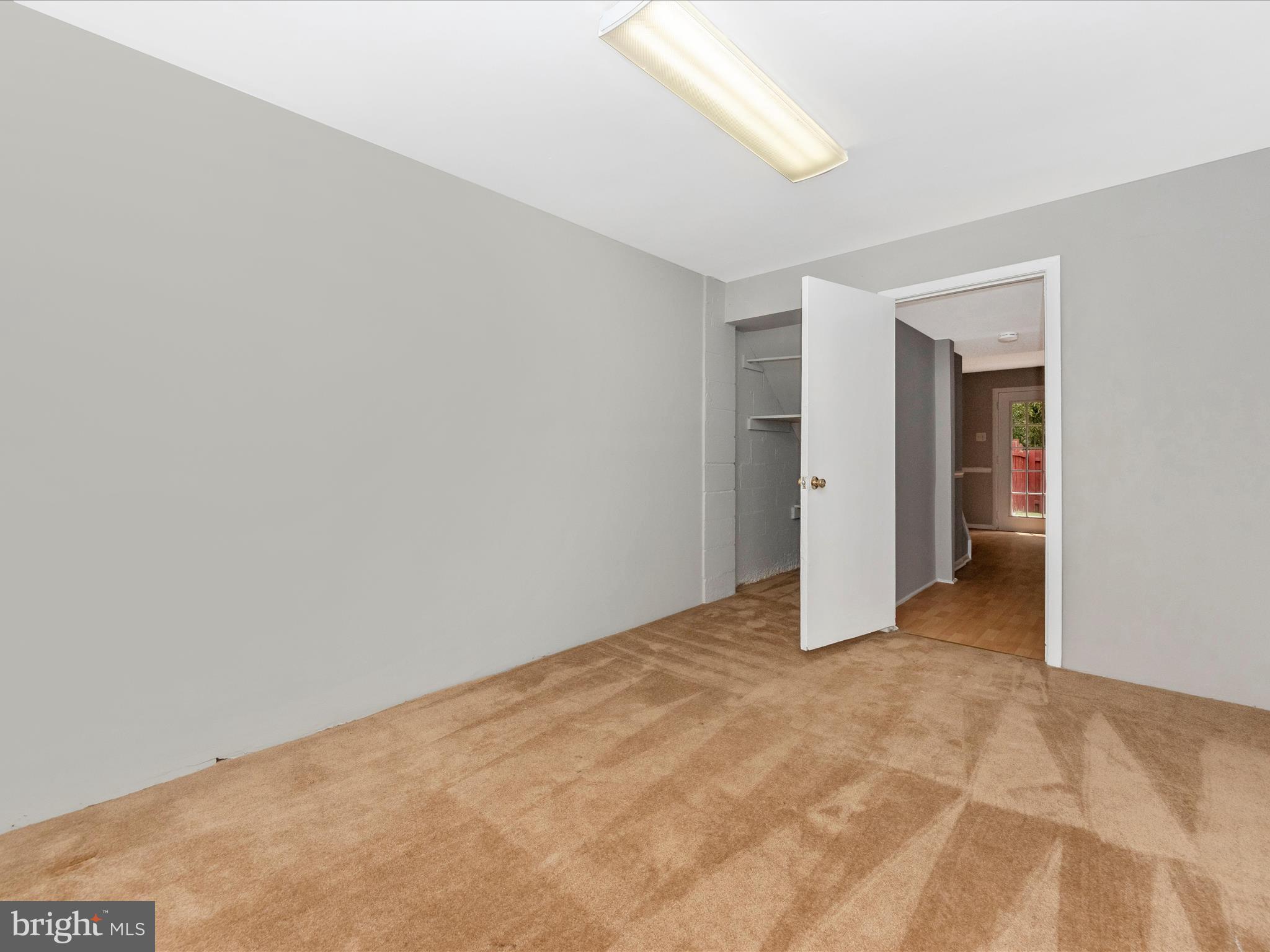 DALE CITY - Residential