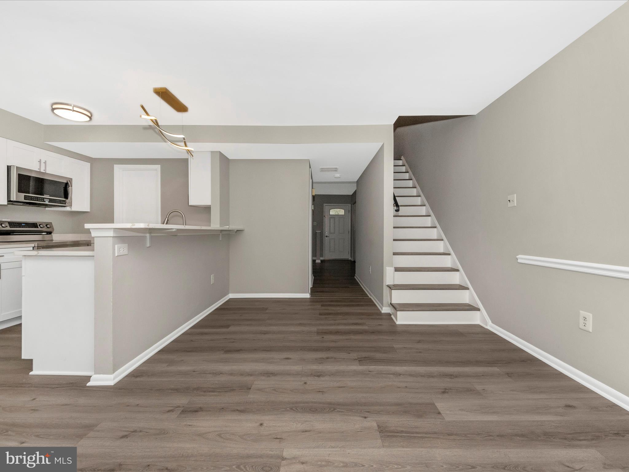 DALE CITY - Residential