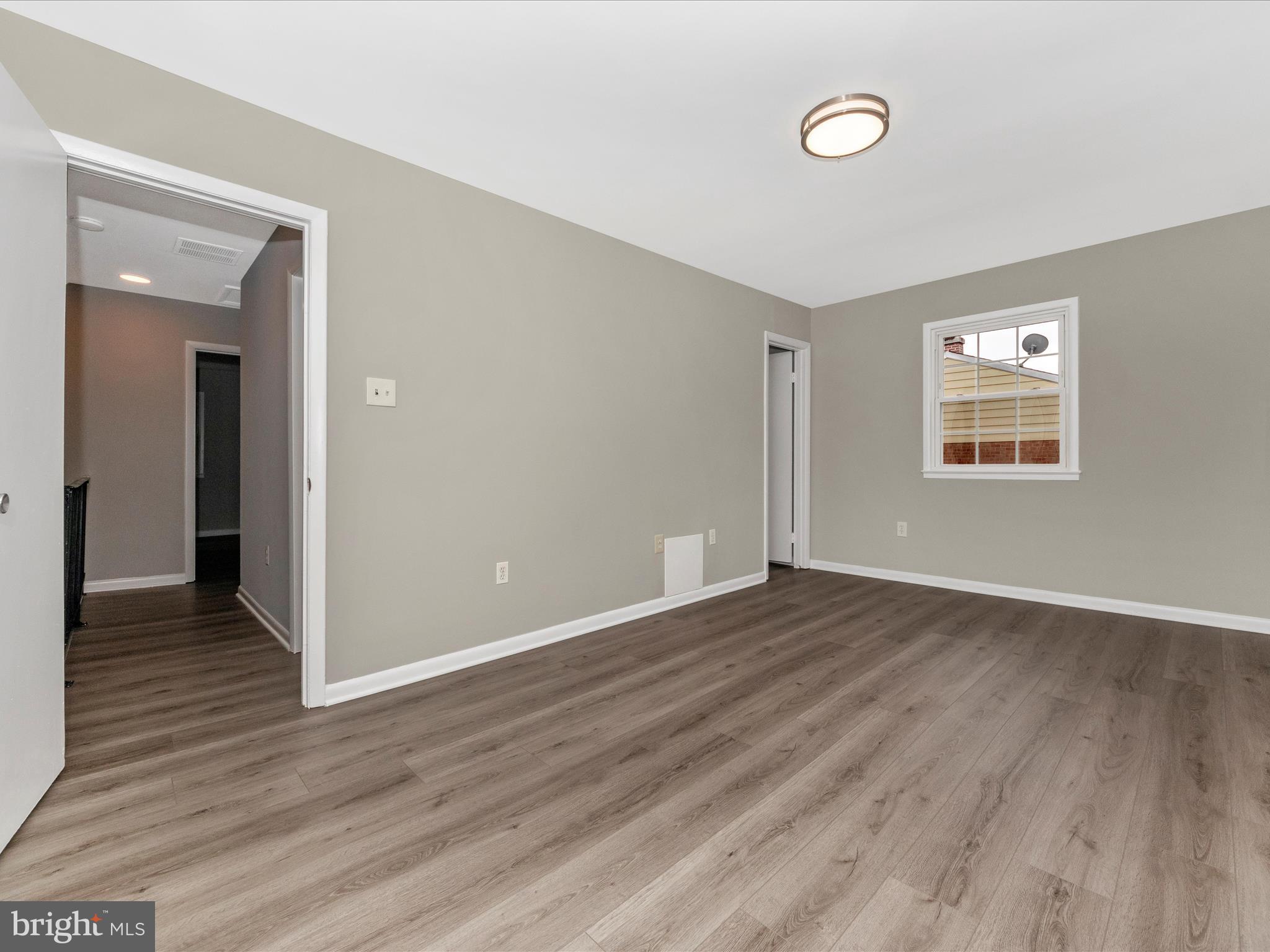 DALE CITY - Residential