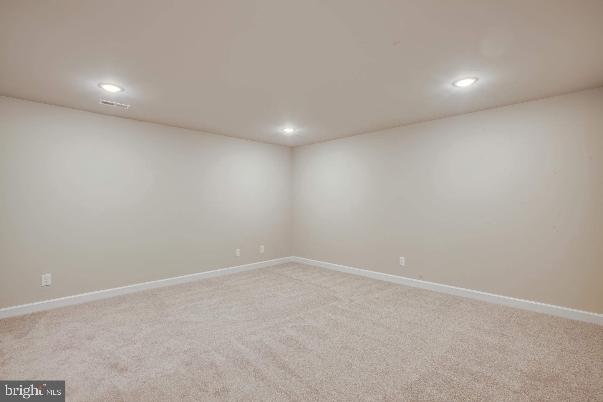 HEATHER HILLS - Residential Lease