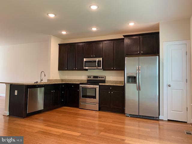 HEATHER HILLS - Residential Lease