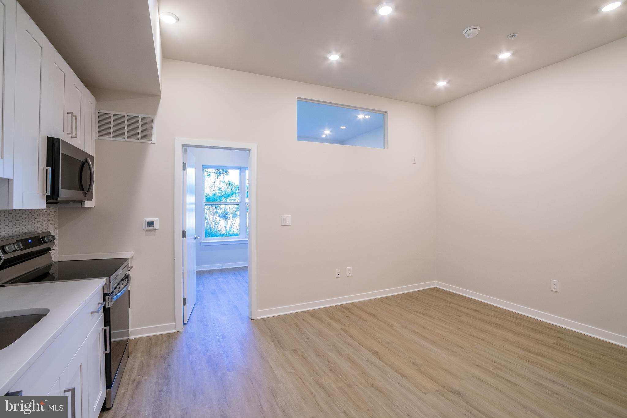 GRAYS FERRY - Residential Lease