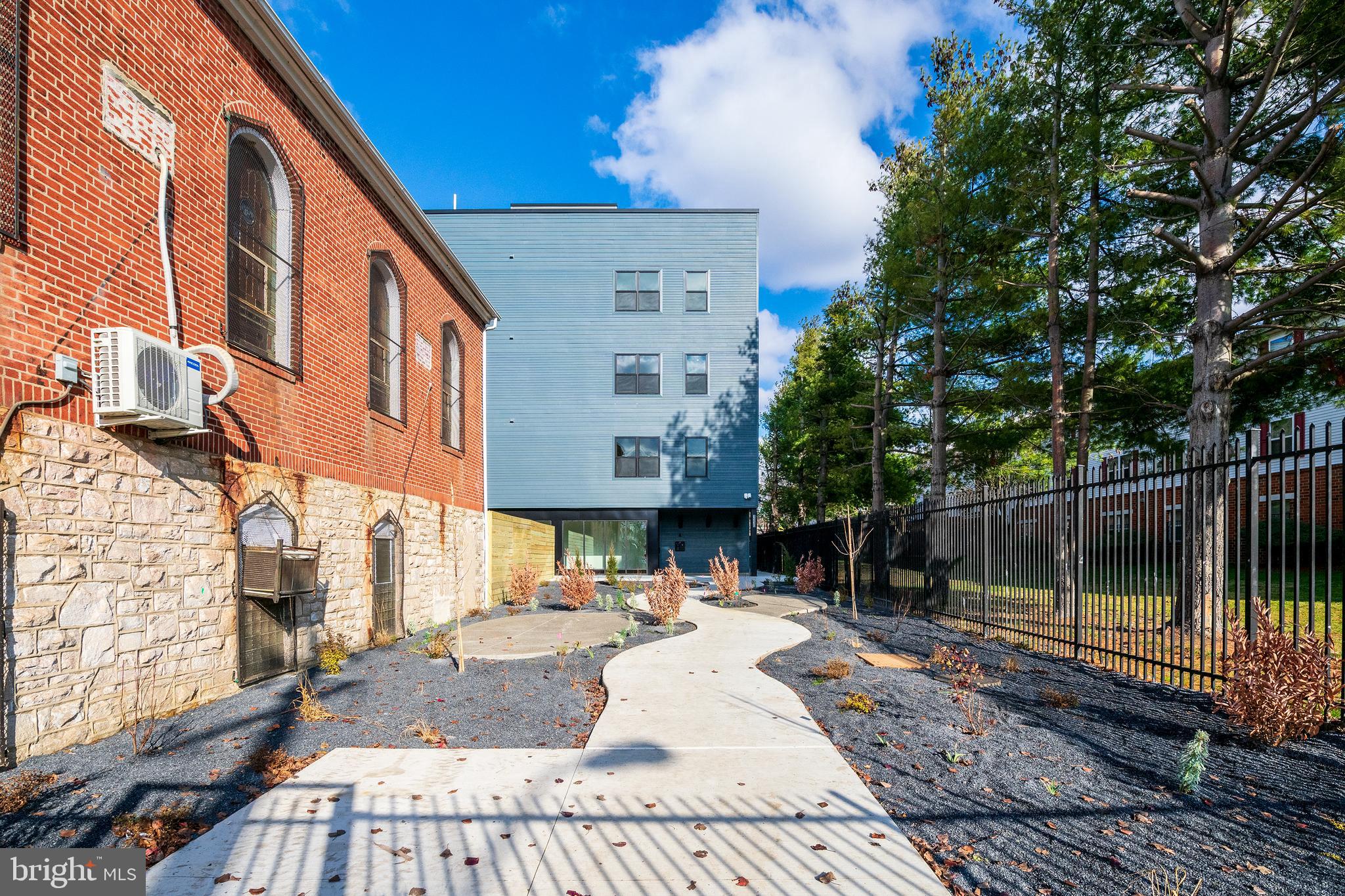 GRAYS FERRY - Residential Lease