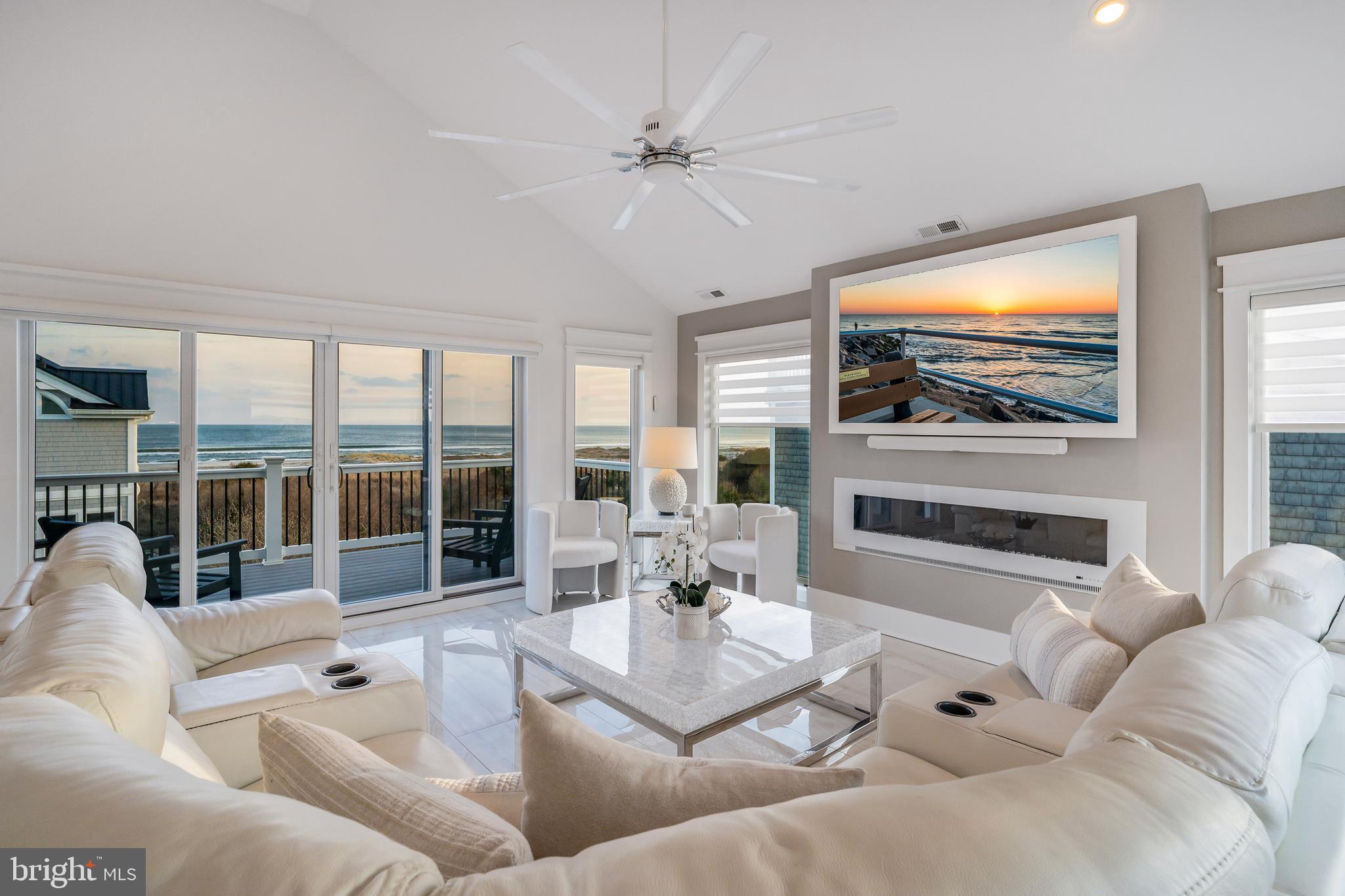 901 S COMMONWEALTH SOUTH UNIT