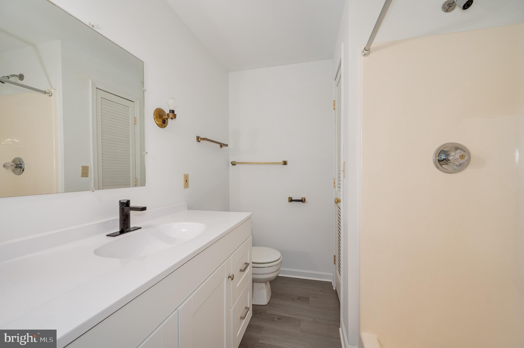 WHITINGS GLEN - Residential