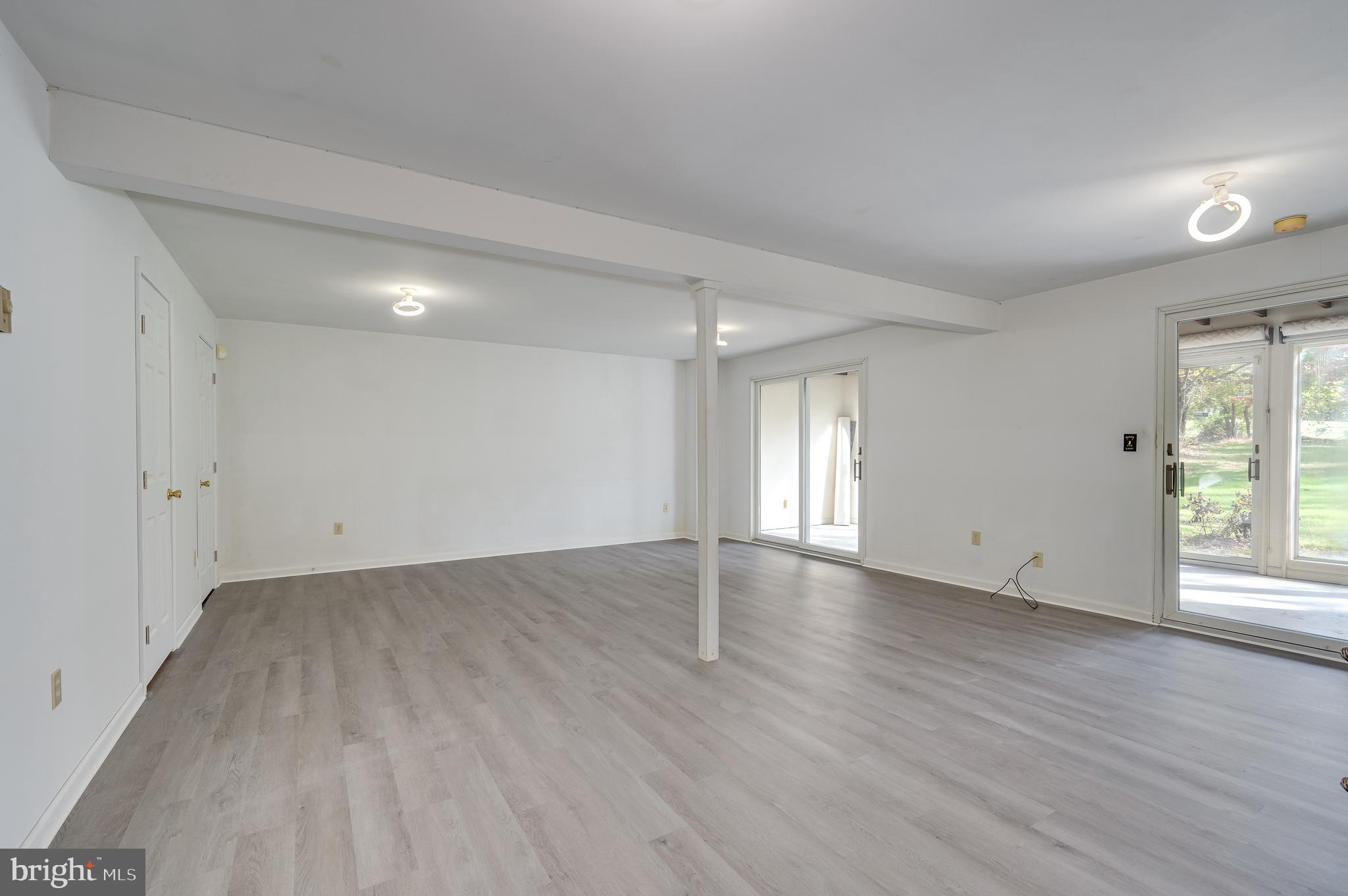 WHITINGS GLEN - Residential