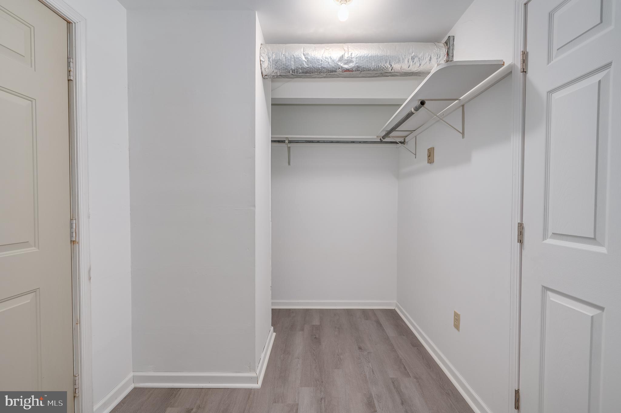 WHITINGS GLEN - Residential