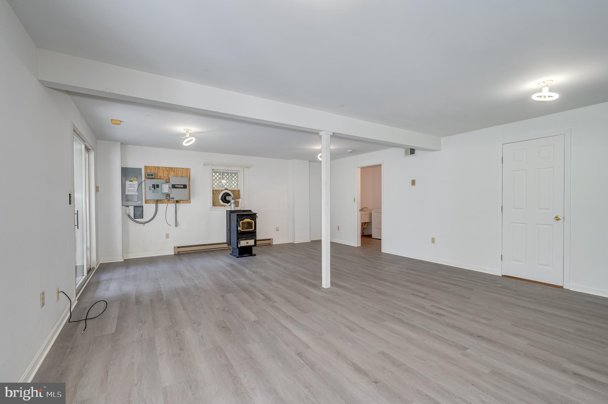 WHITINGS GLEN - Residential