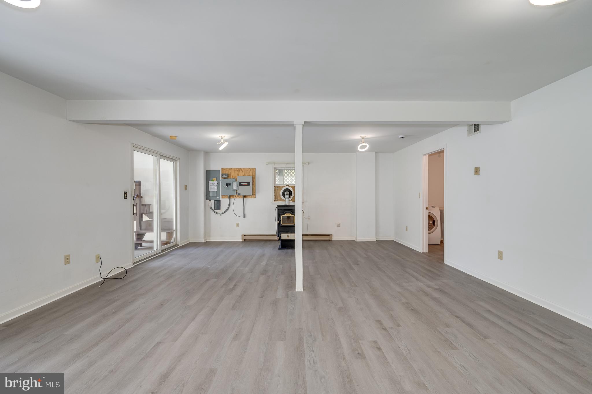 WHITINGS GLEN - Residential