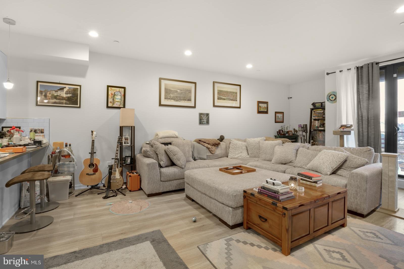 MANAYUNK - Residential Lease