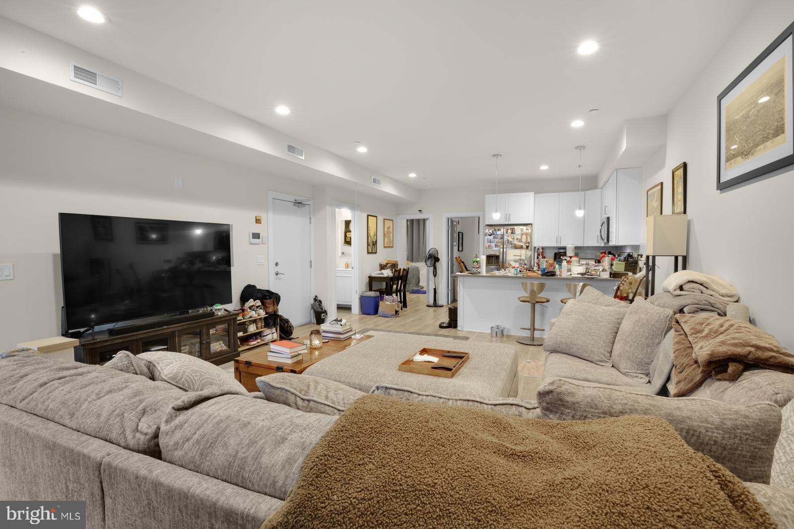 MANAYUNK - Residential Lease