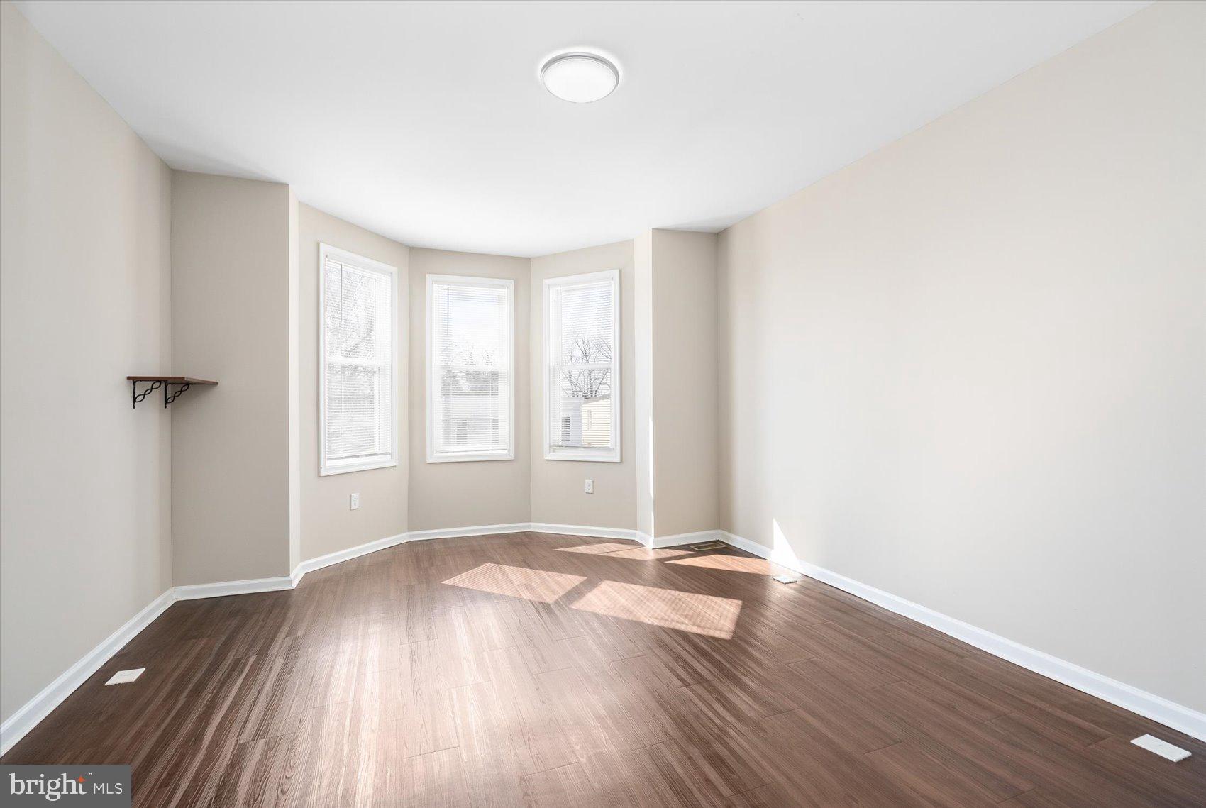 WAVERLY - Residential