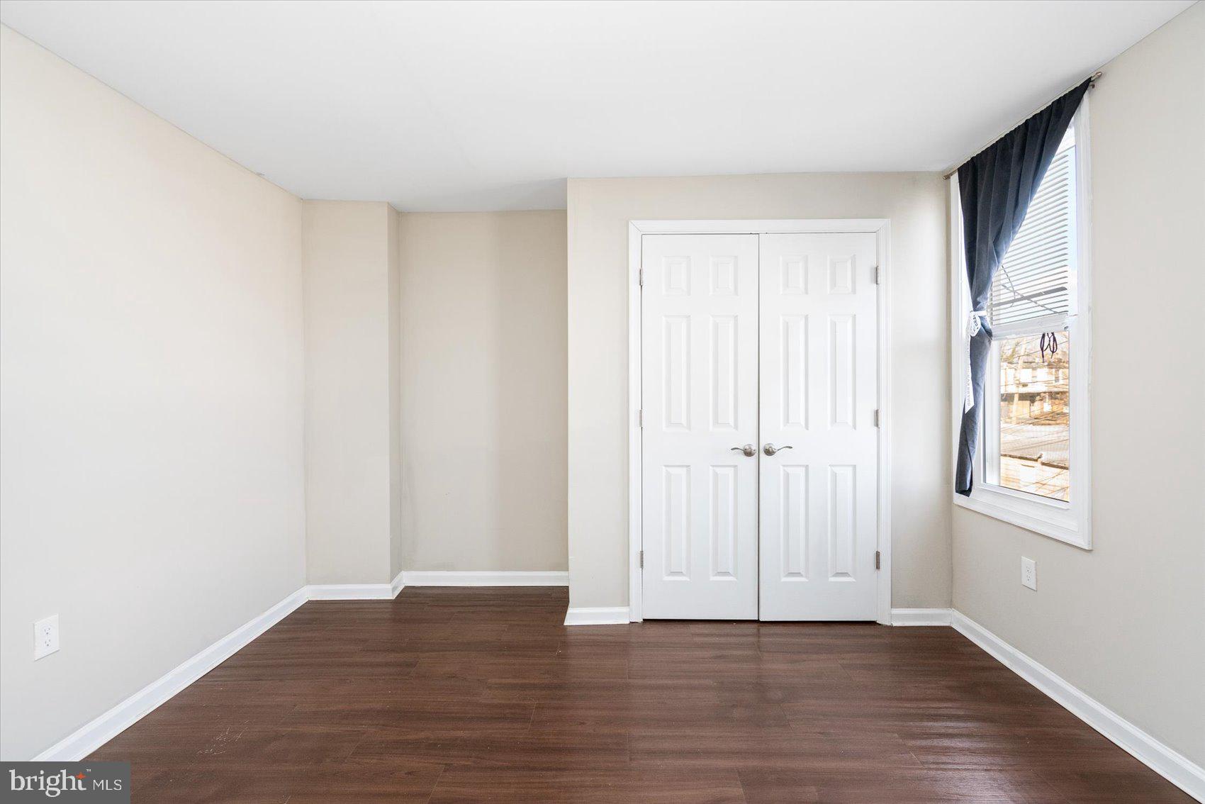 WAVERLY - Residential