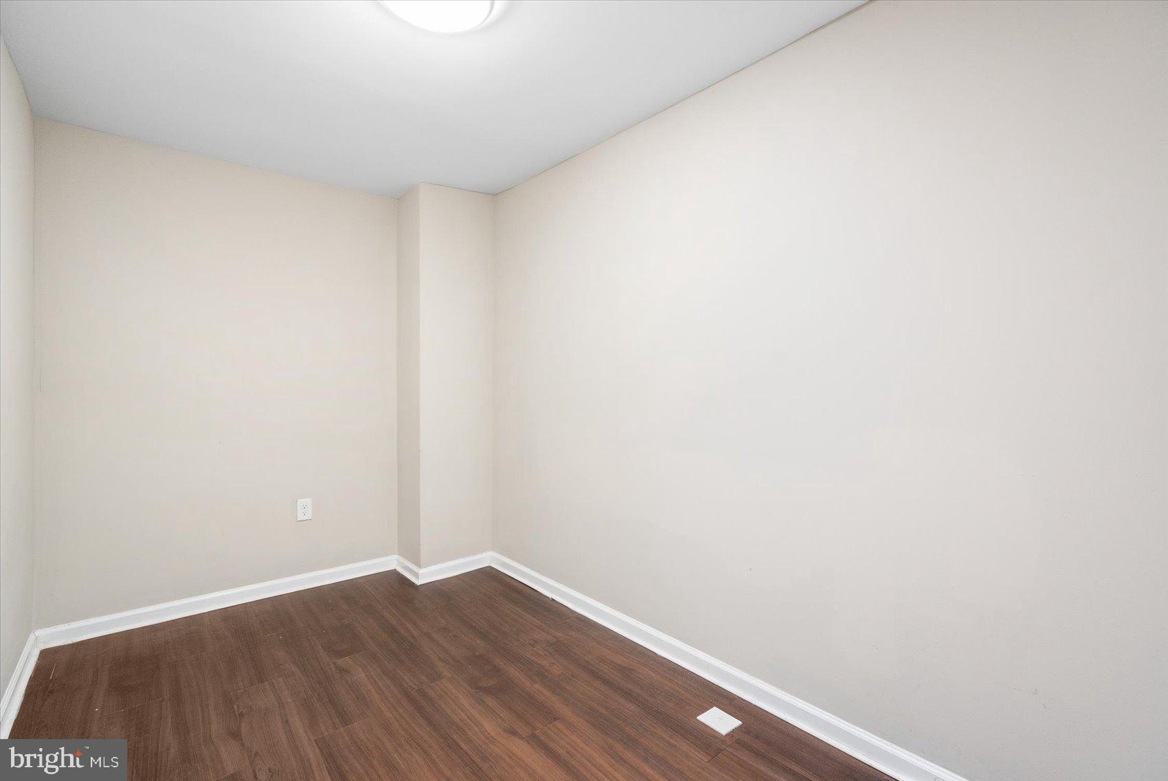 WAVERLY - Residential