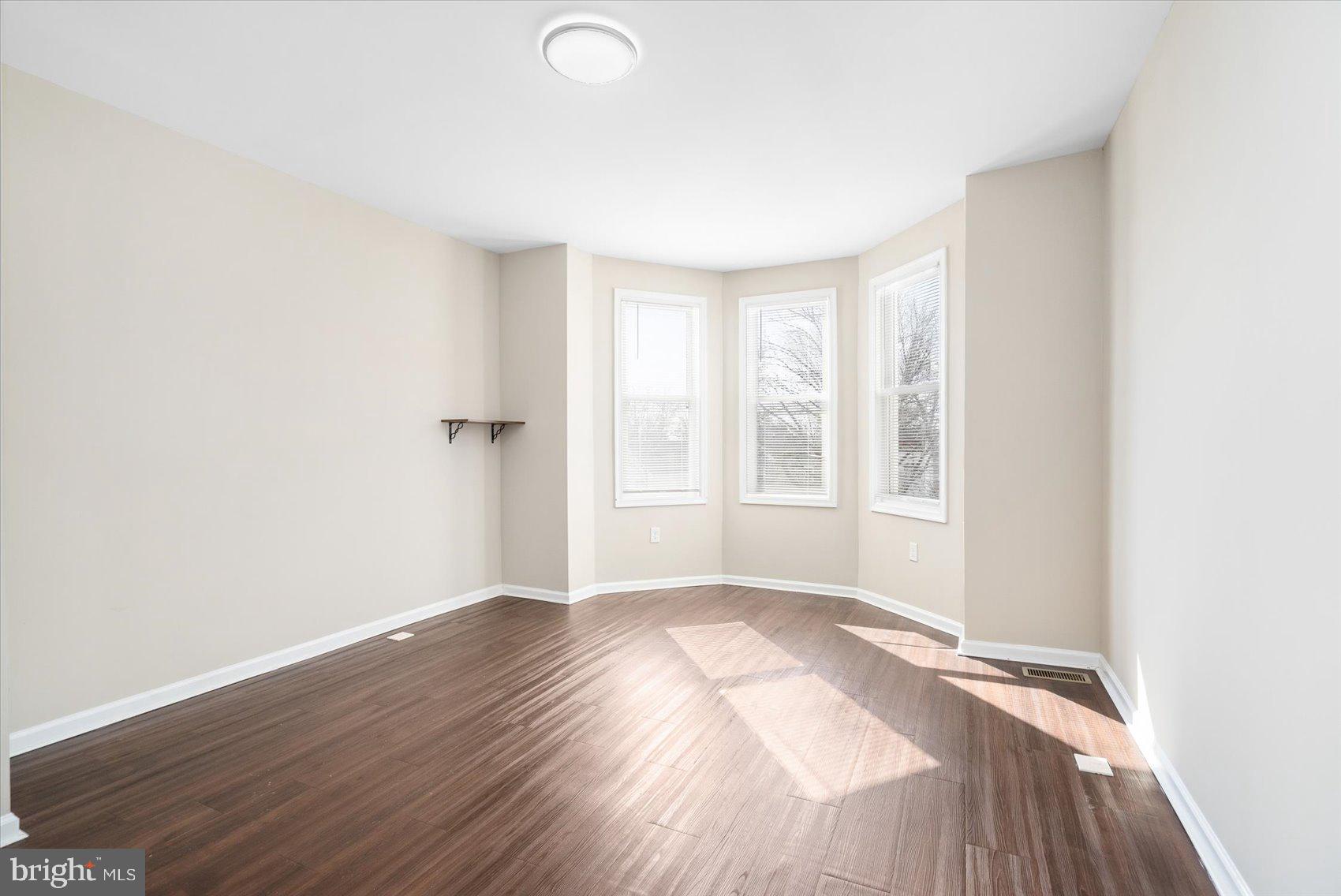 WAVERLY - Residential