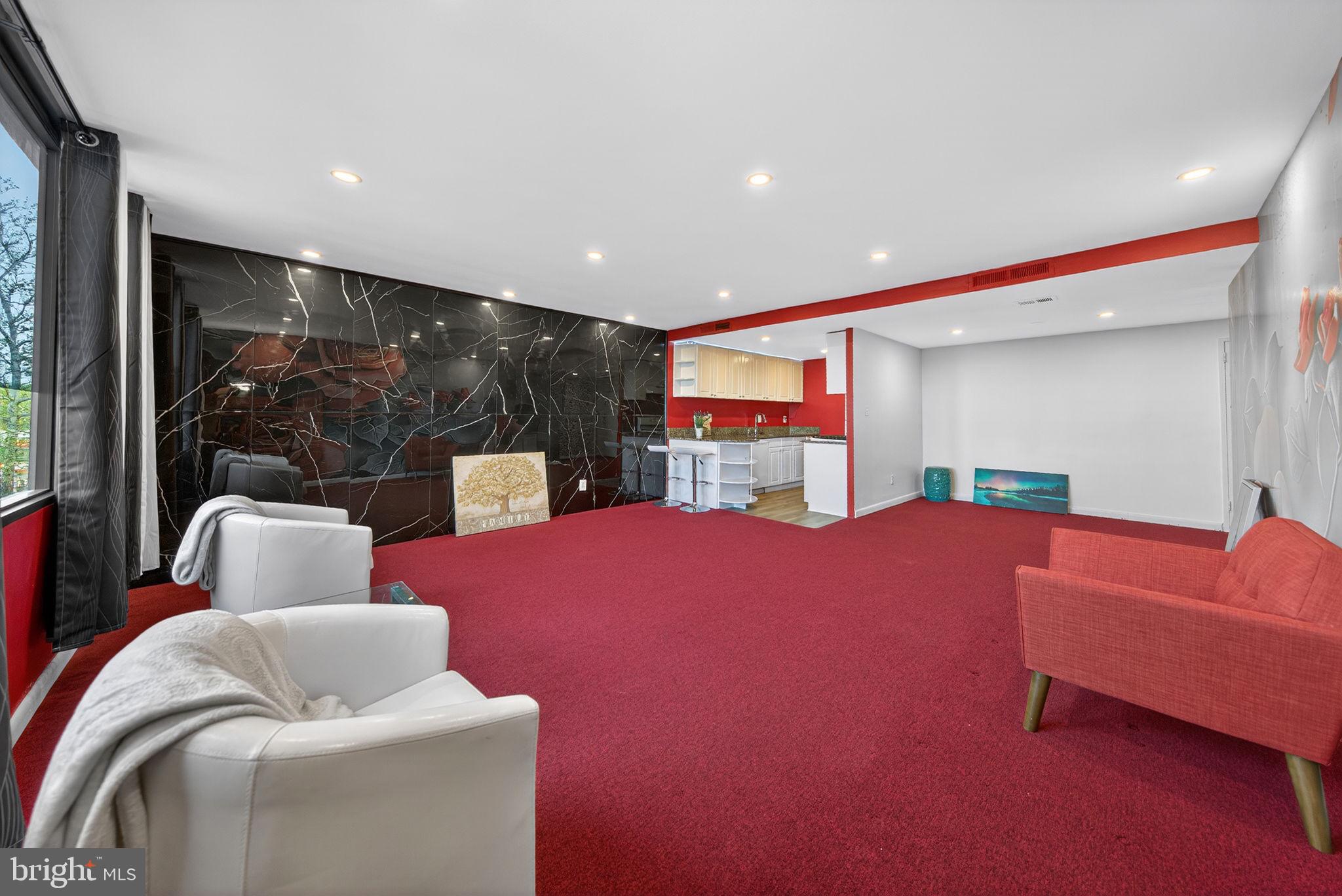 FORTY SIX HUNDRED - Residential