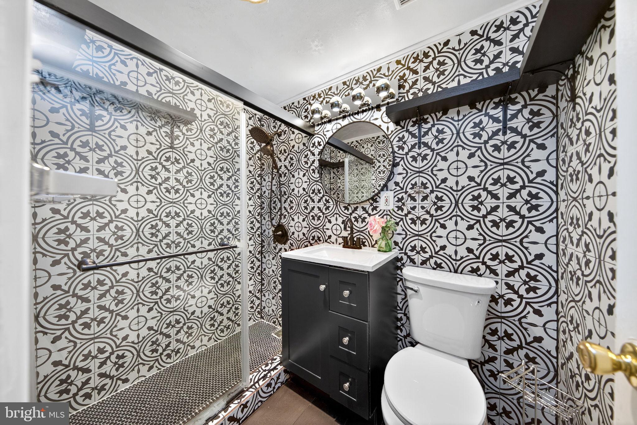 FORTY SIX HUNDRED - Residential