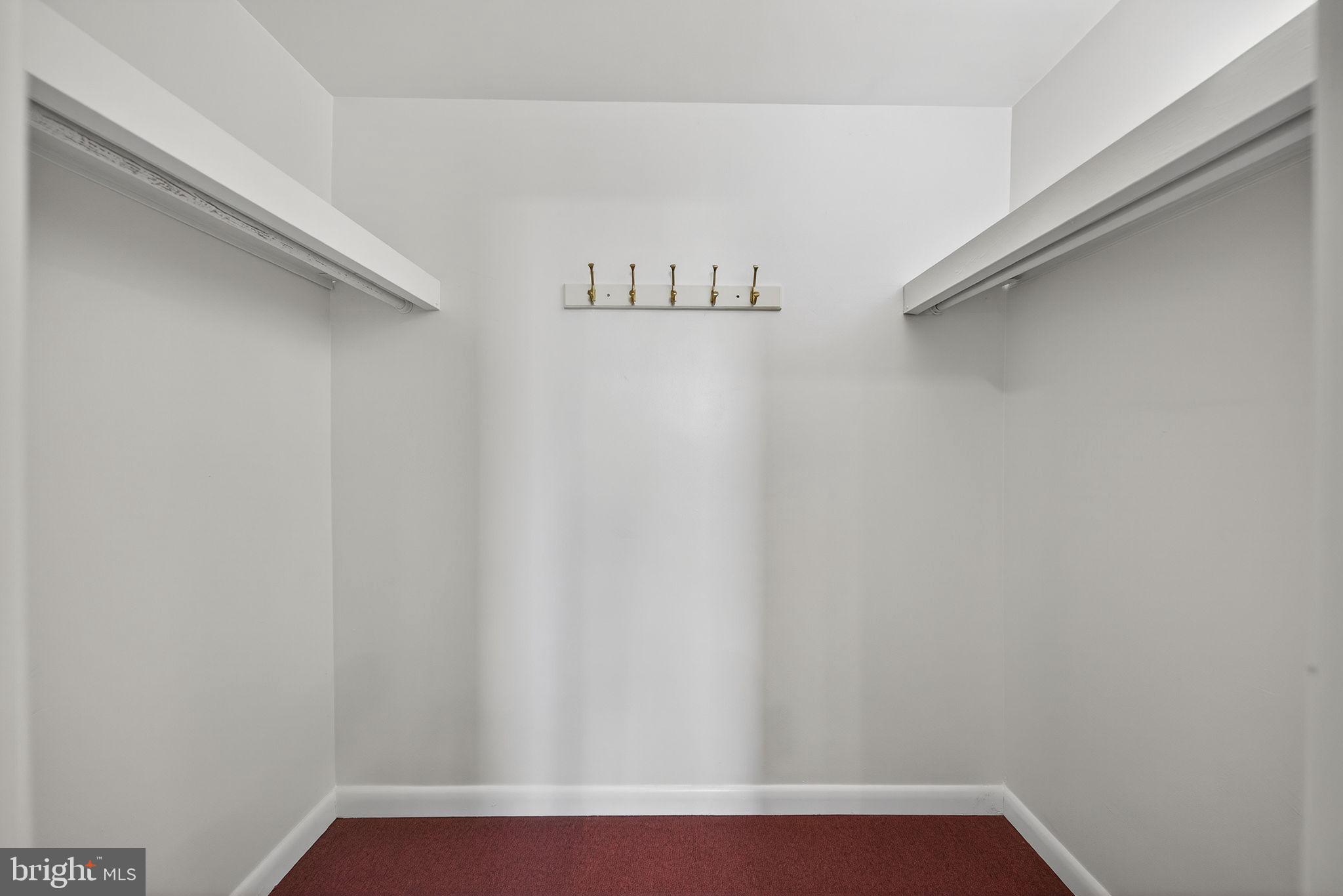 FORTY SIX HUNDRED - Residential