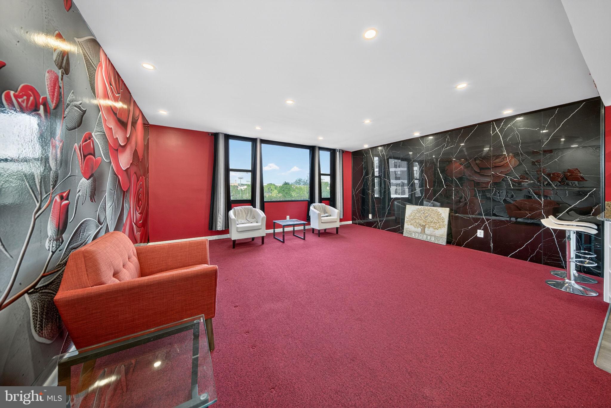 FORTY SIX HUNDRED - Residential