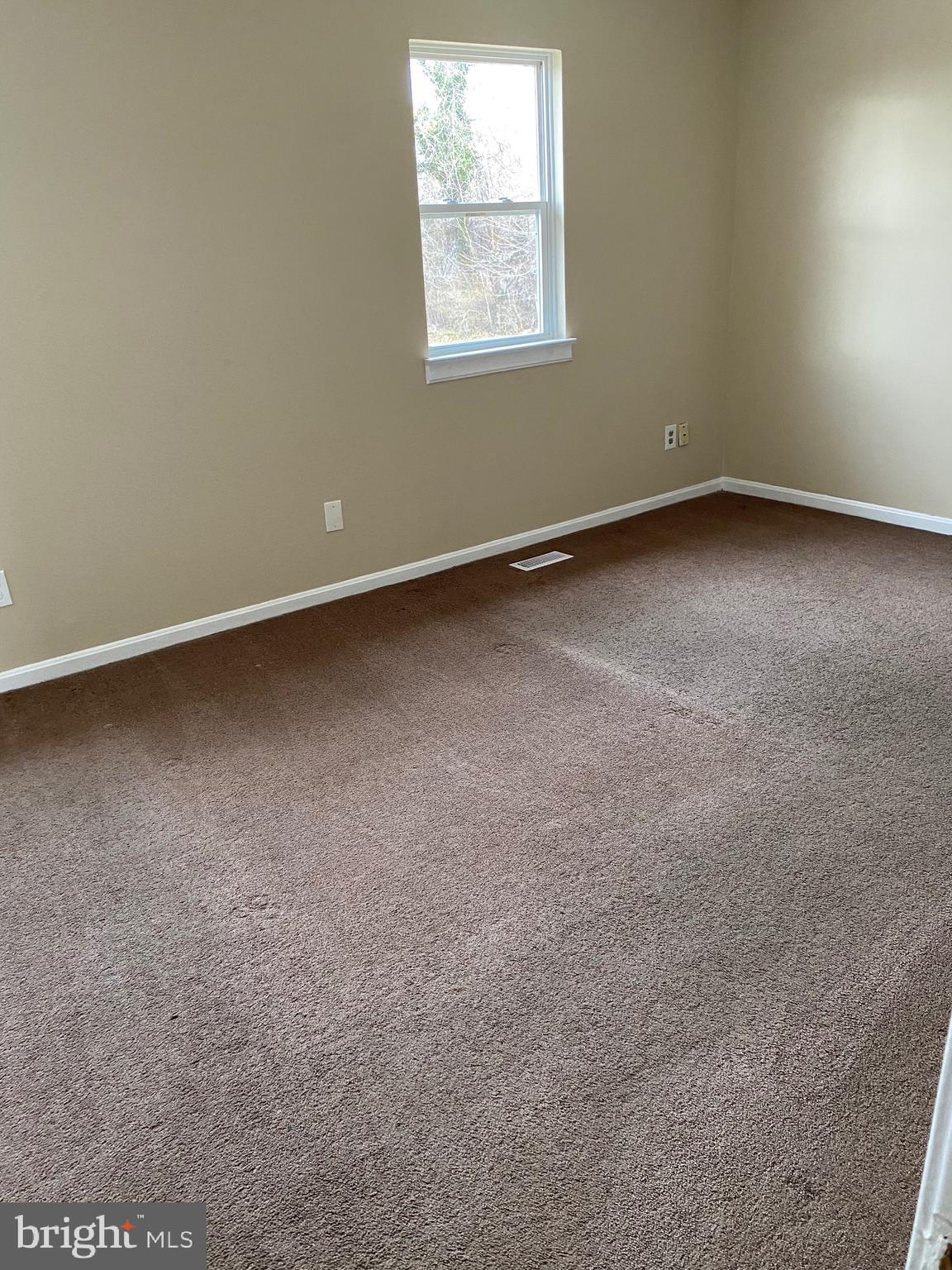 ABERDEEN HILLS - Residential Lease