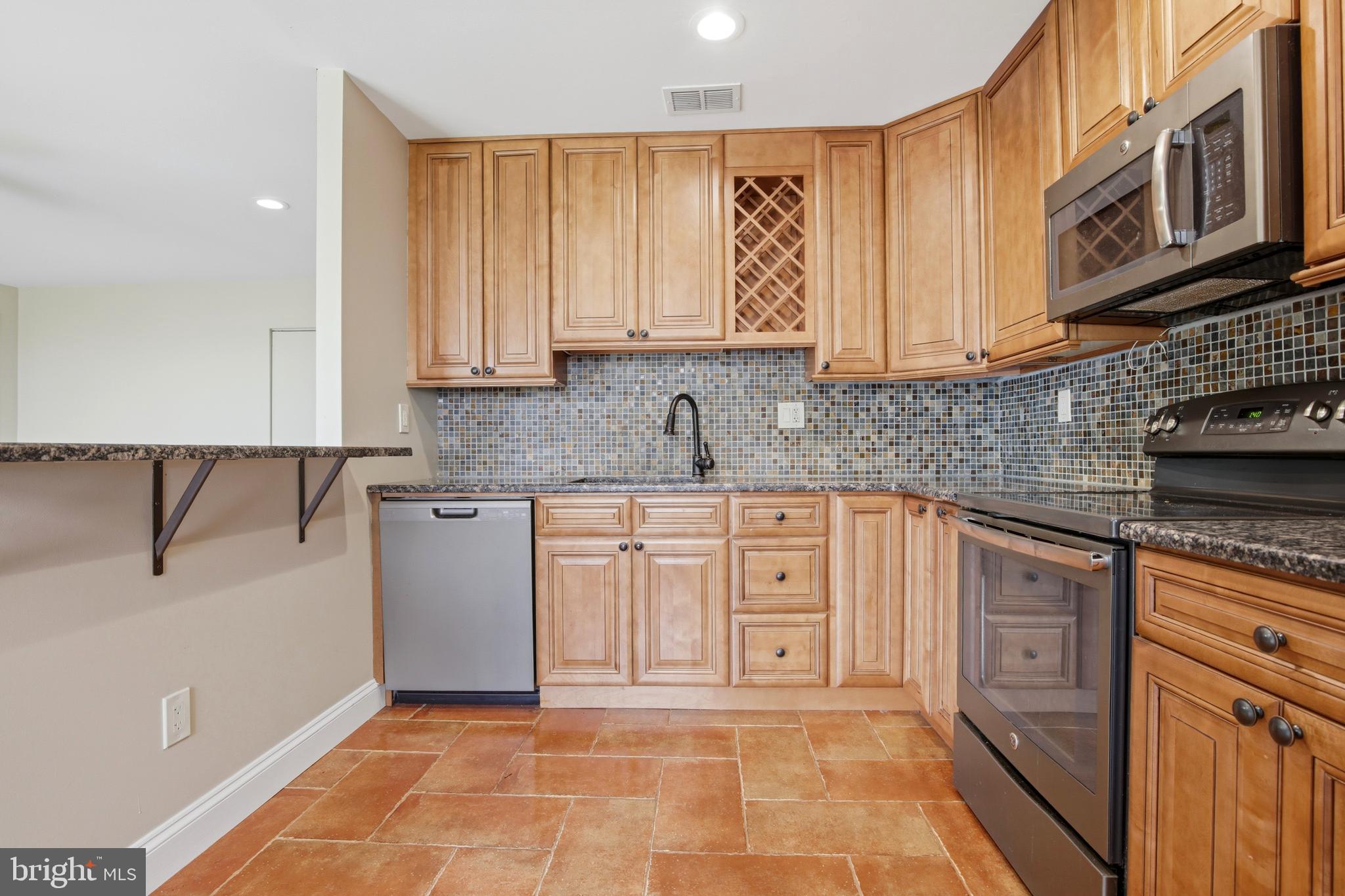 WOODWINDS - Residential