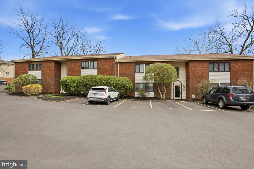 5 Hatters Court welcomes you to a beautifully updated second-floor condo in the desirable Woodwinds Community of Hatboro. This bright and inviting two-bedroom, one-bath home offers a perfect mix of comfort and convenience. Step inside to a sun-filled, open layout that feels instantly welcoming. The modern kitchen is perfect for everyday living or entertaining. The refreshed bathroom features a clean design, while the two spacious bedrooms provide ample storage and flexible living options. Relax on your private balcony, accessible through sliding glass doors—ideal for morning coffee or evening unwinding. Added bonuses include a washer/dryer combo in unit and low-maintenance living in a quiet, well-kept community. Whether you’re a first-time homebuyer, downsizing, or simply looking for an easy-care lifestyle, this condo checks all the boxes. Enjoy proximity to local shops, dining, parks, and major commuter routes—all just minutes away.
Don’t miss out—schedule your tour today and make 5 Hatters Court your new home!