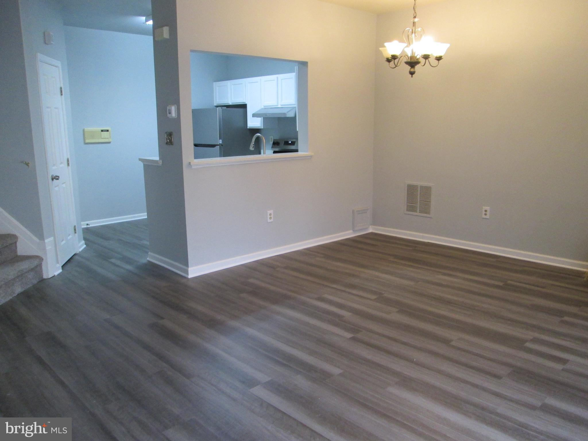 SEVEN OAKS - Residential Lease