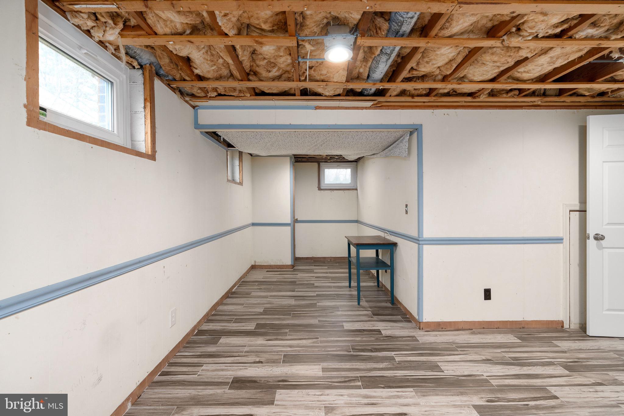 LAUREL CREST - Residential