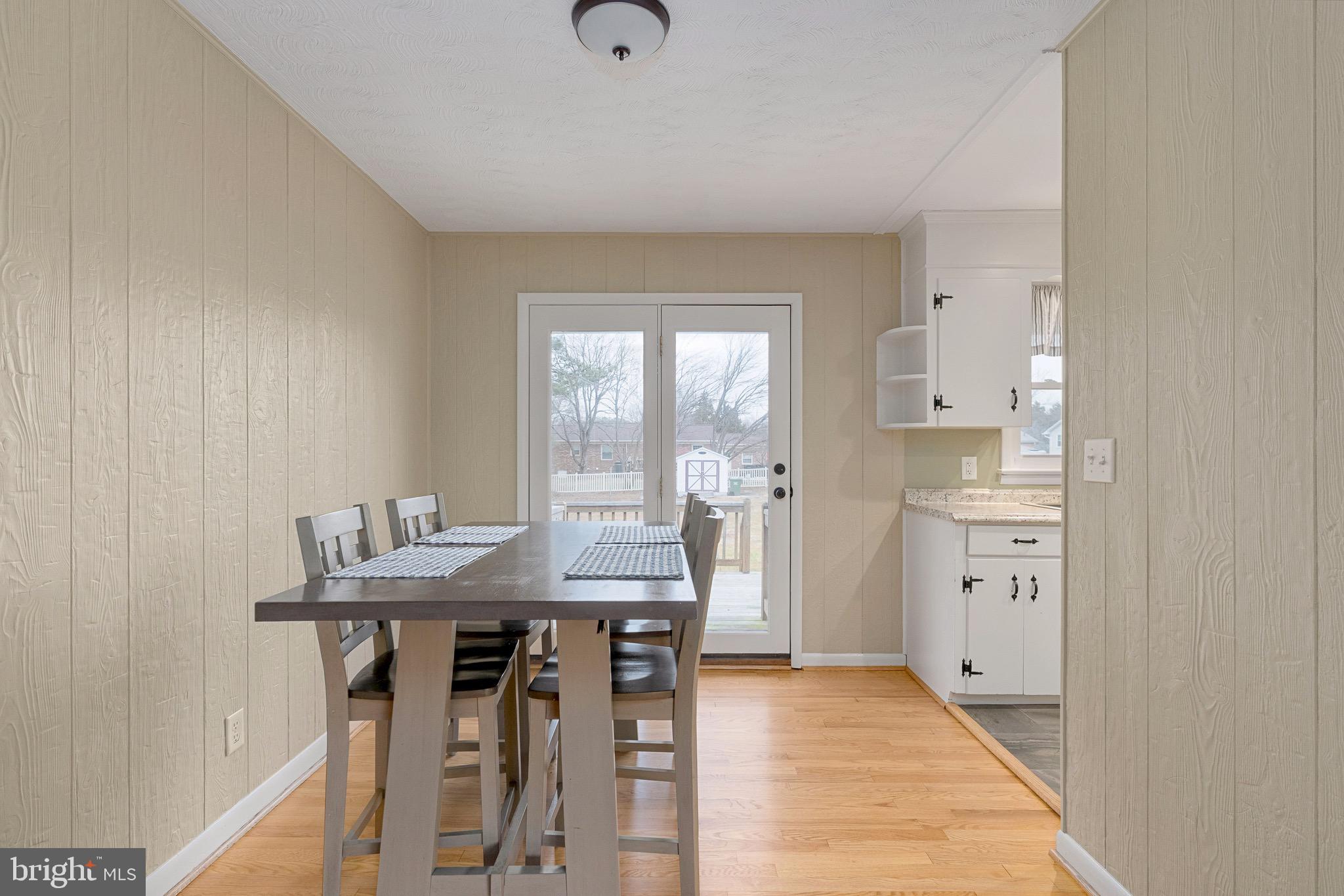 LAUREL CREST - Residential