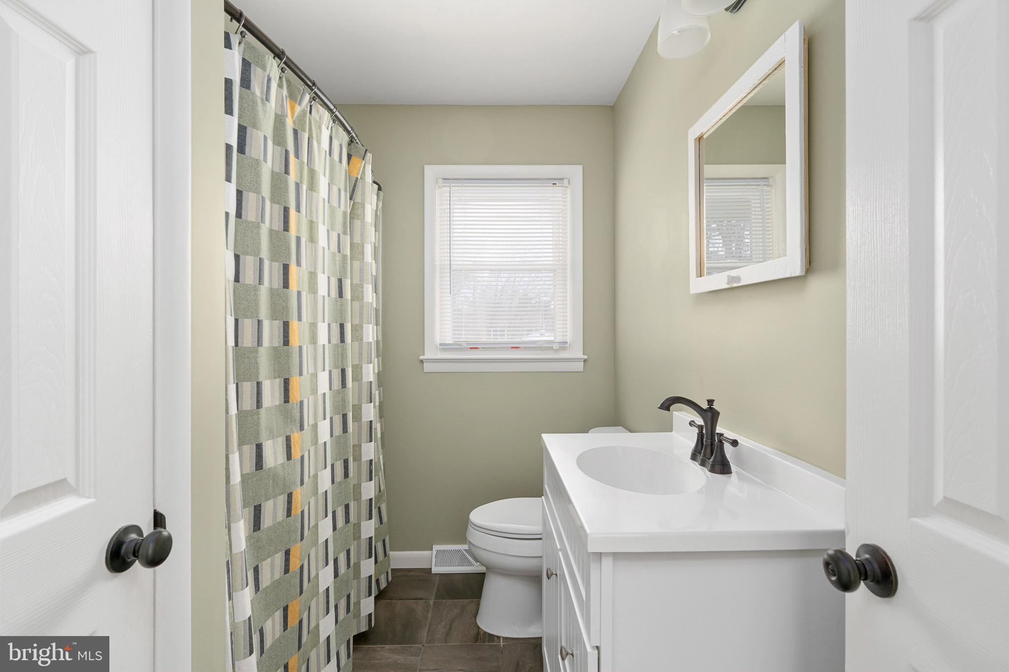 LAUREL CREST - Residential