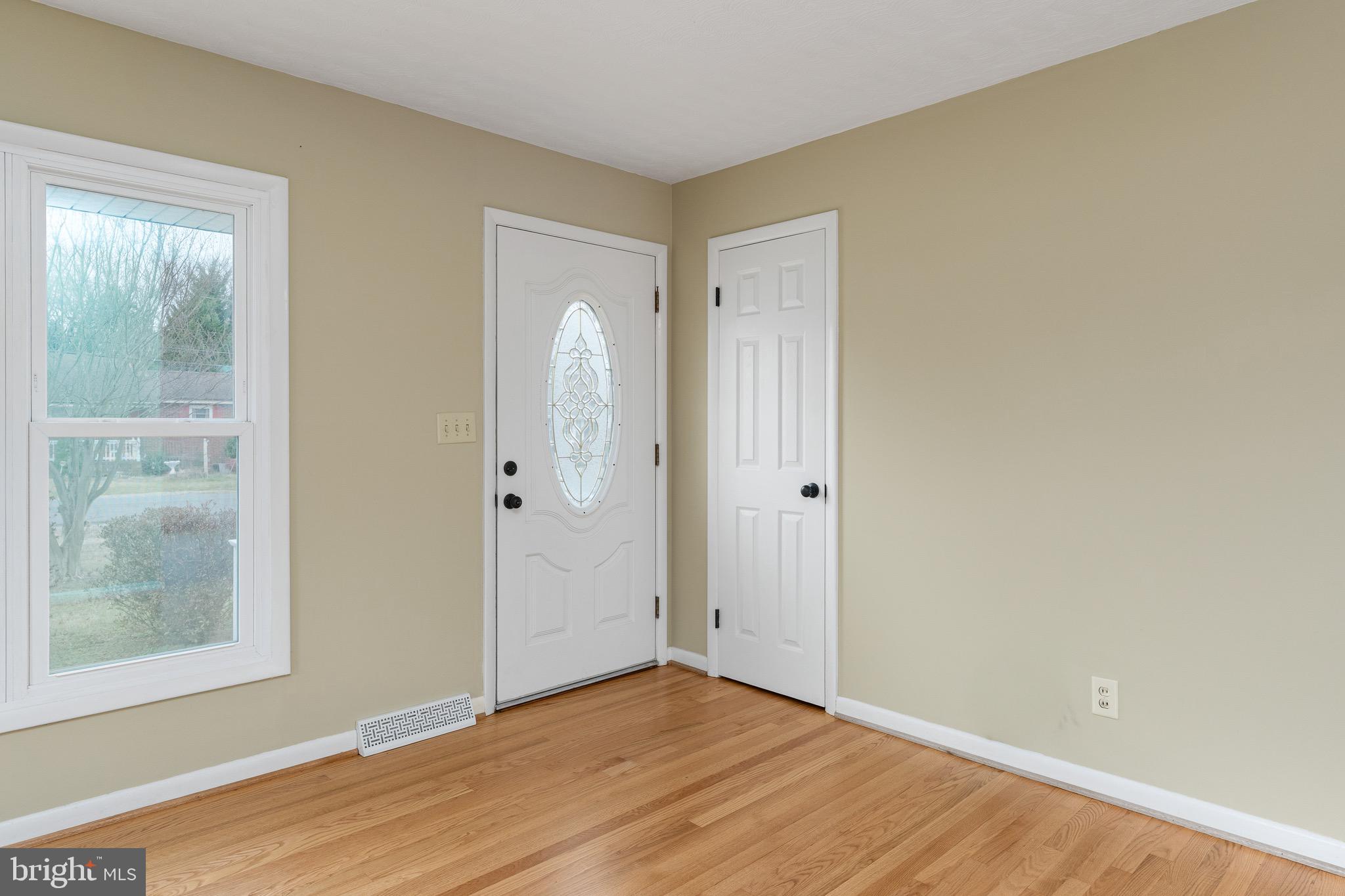 LAUREL CREST - Residential