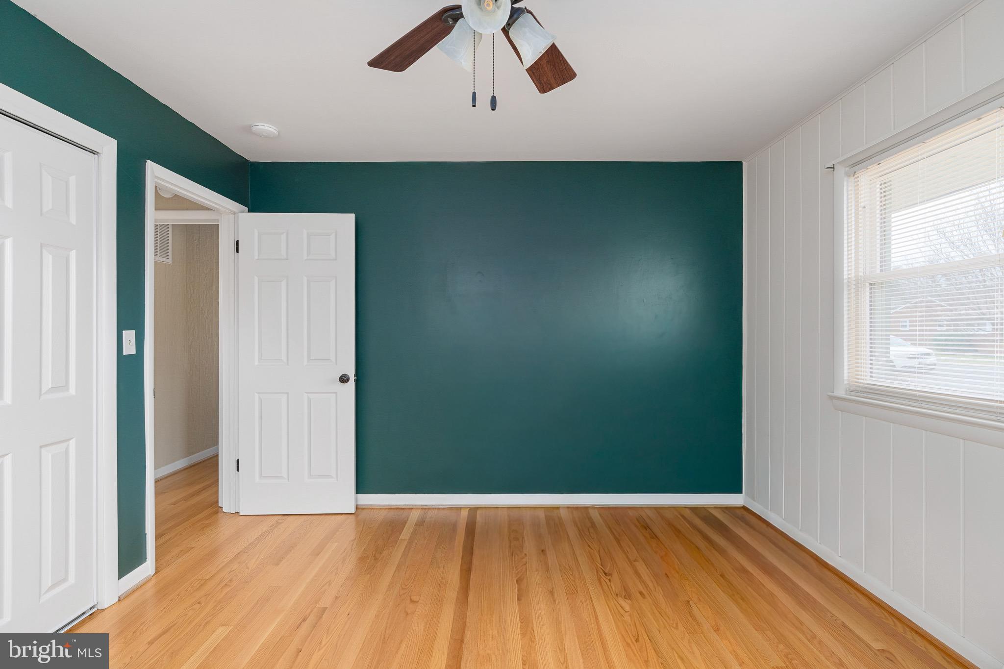 LAUREL CREST - Residential