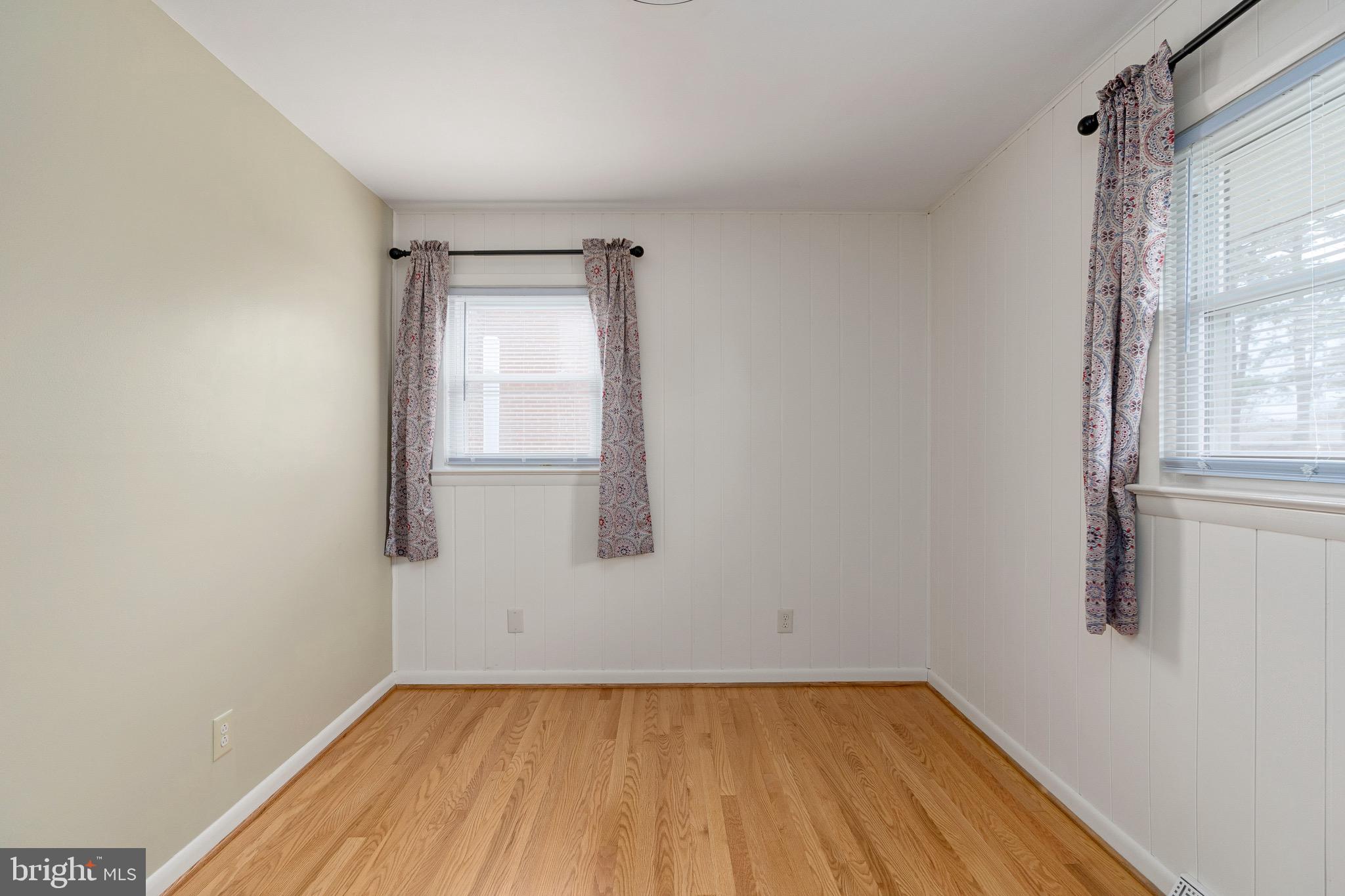 LAUREL CREST - Residential