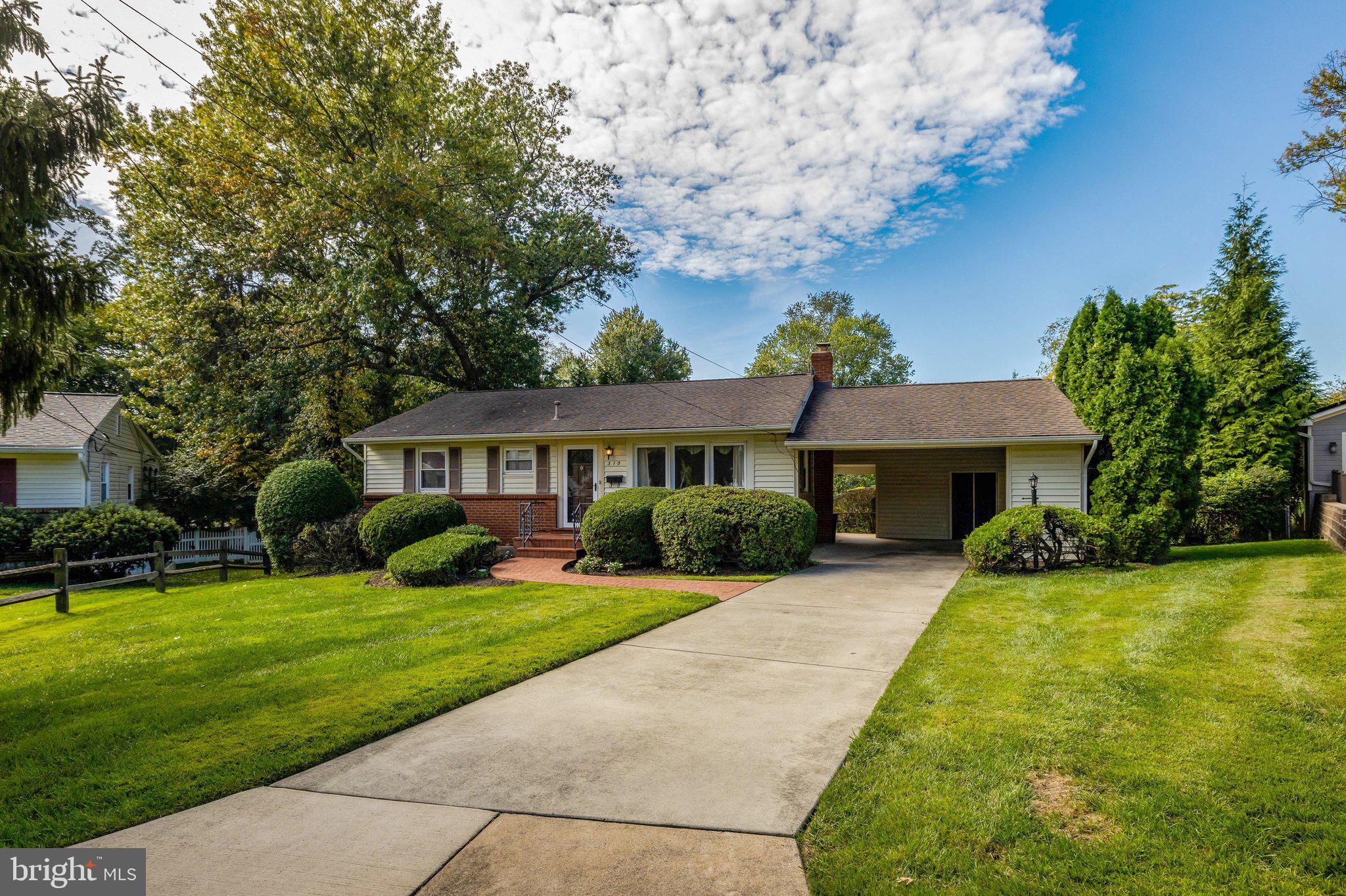 310 ARCADIAN CIRCLE SW
