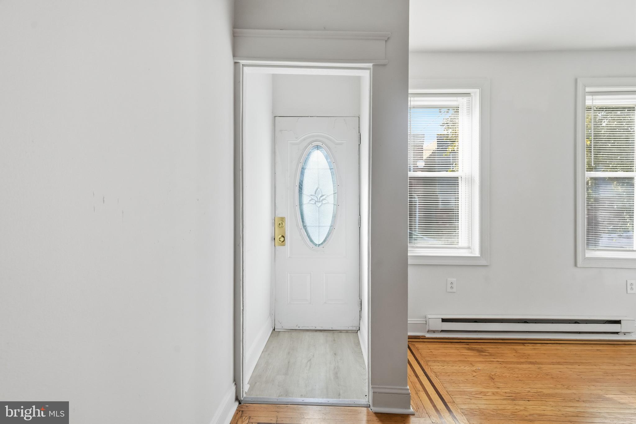 2333 E HUNTINGDON STREET