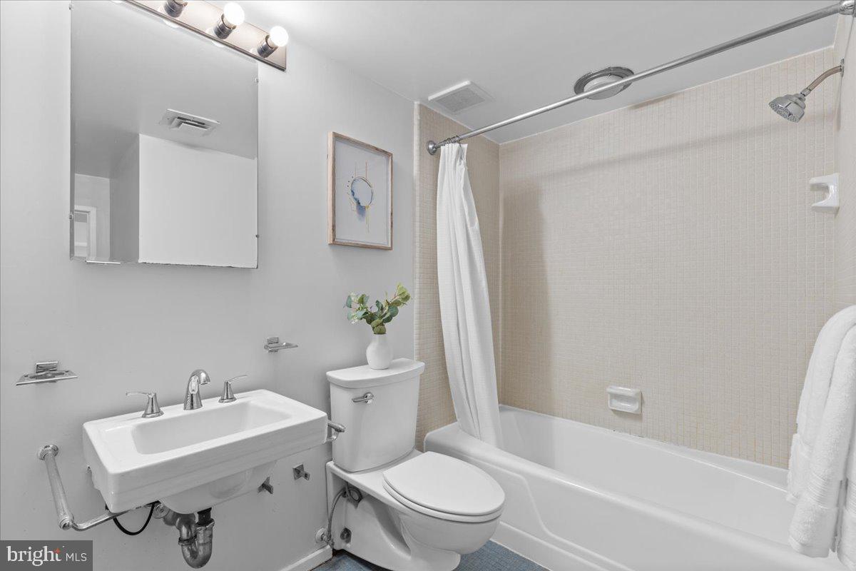 GLEN ECHO HEIGHTS - Residential