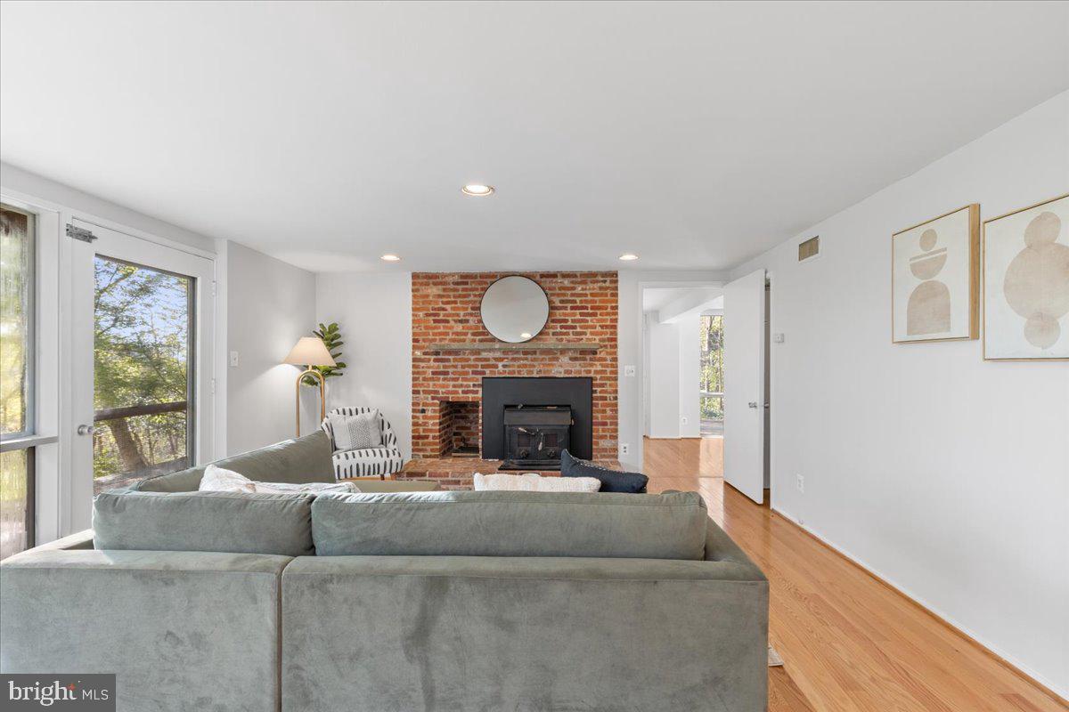 GLEN ECHO HEIGHTS - Residential