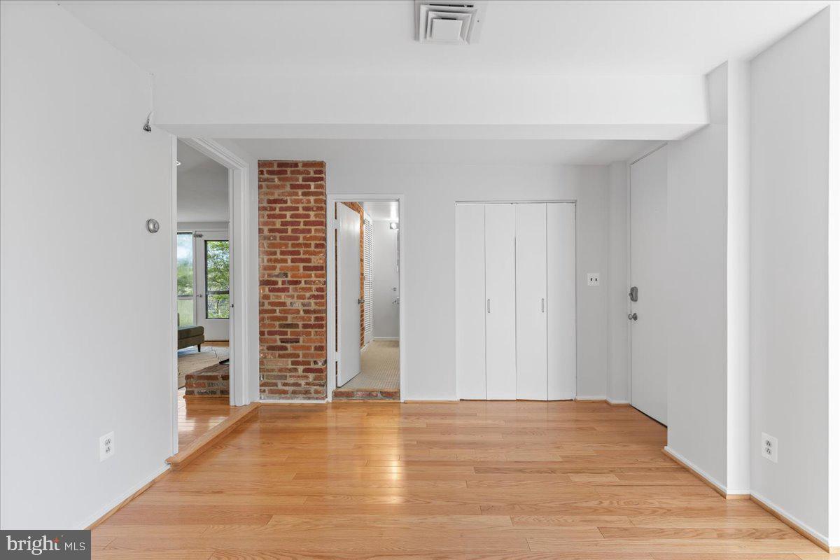 GLEN ECHO HEIGHTS - Residential