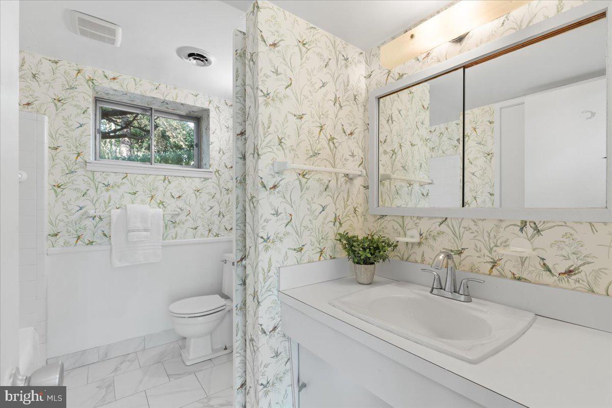 GLEN ECHO HEIGHTS - Residential