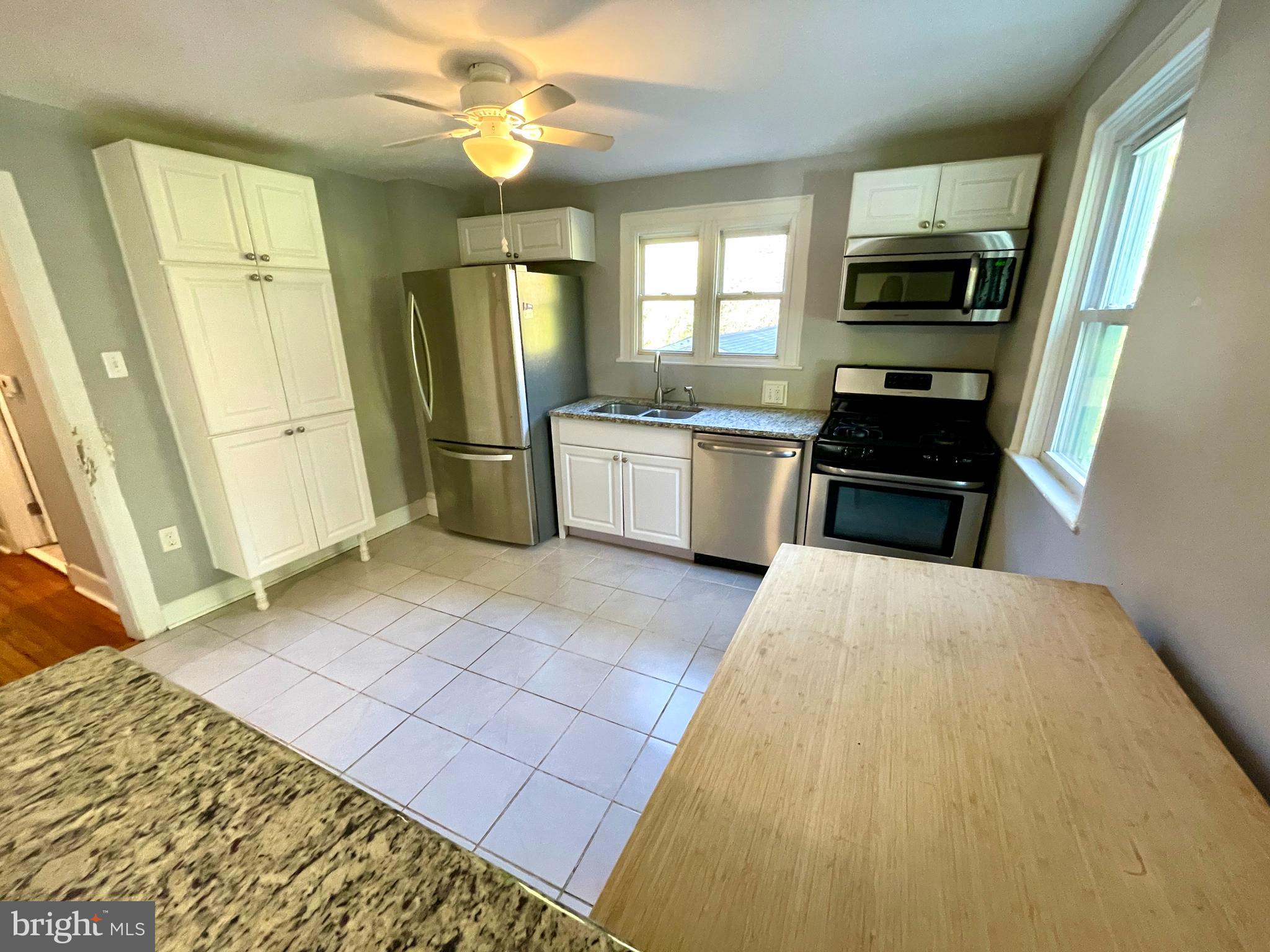 PAOLI GARDENS - Residential Lease