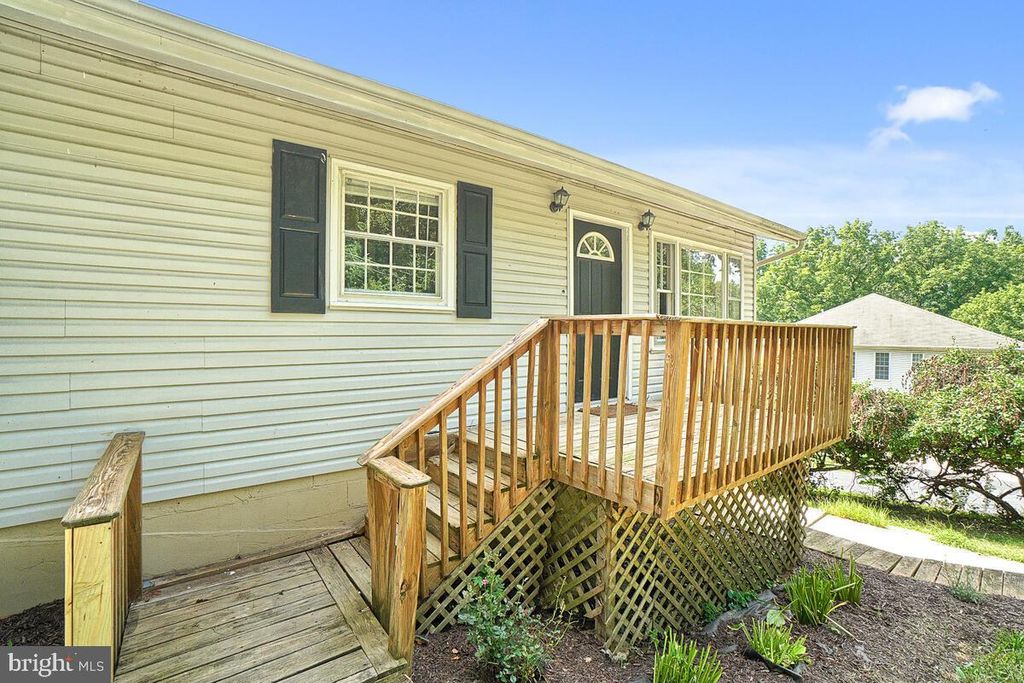 Photo of 2914 Flint Hill Road, ADAMSTOWN, MD 21710 (MLS # MDFR2071418)