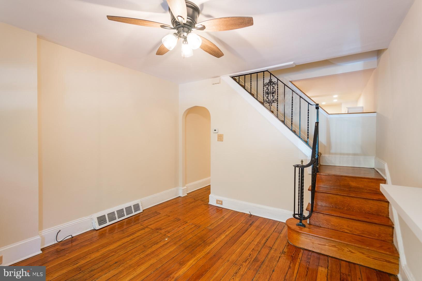 MANAYUNK - Residential Lease