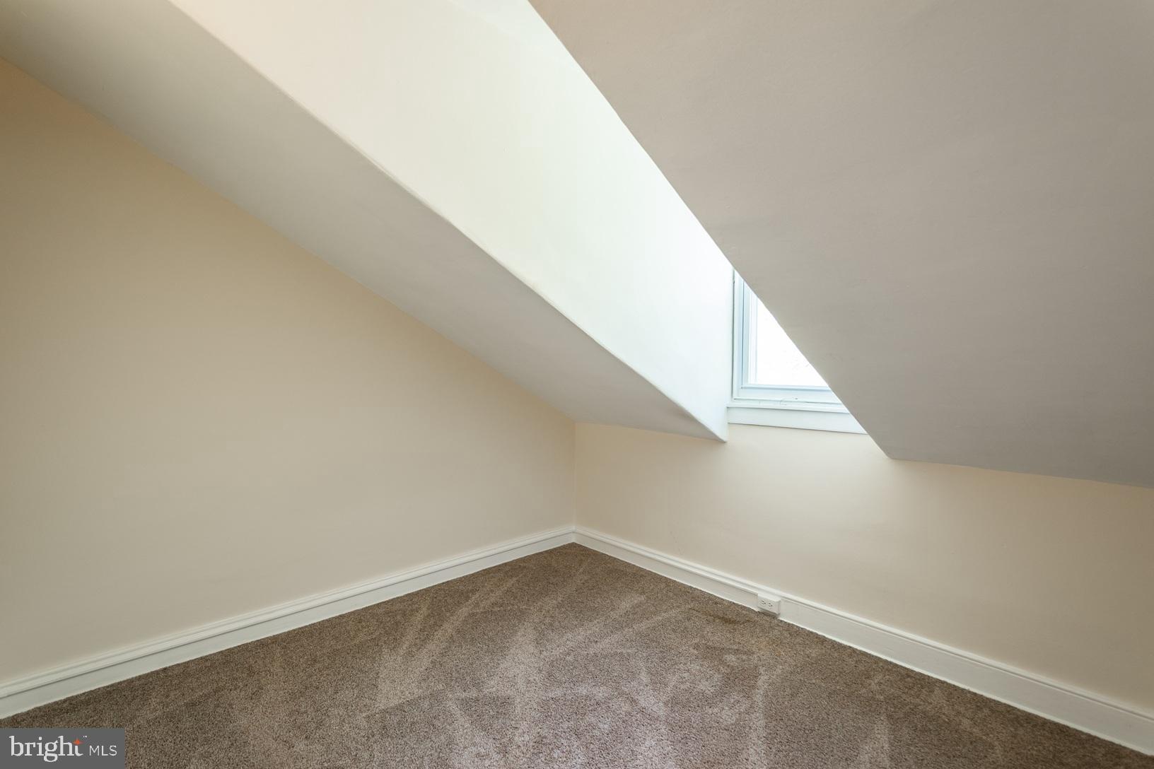 MANAYUNK - Residential Lease