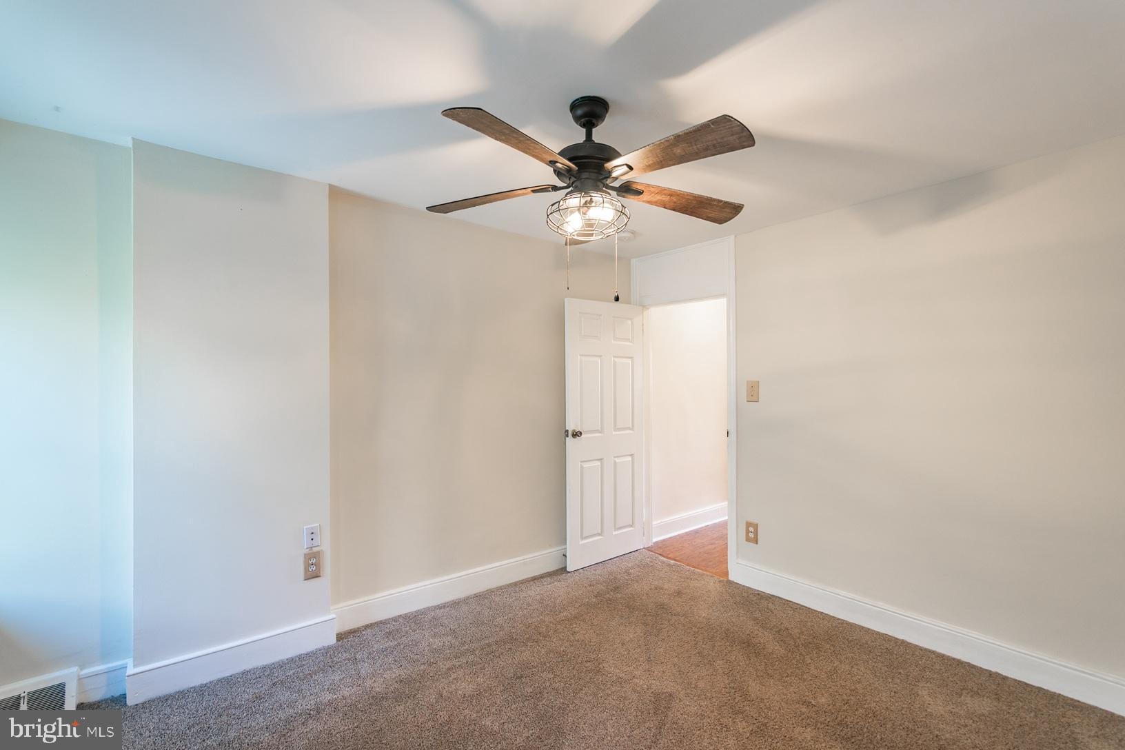 MANAYUNK - Residential Lease