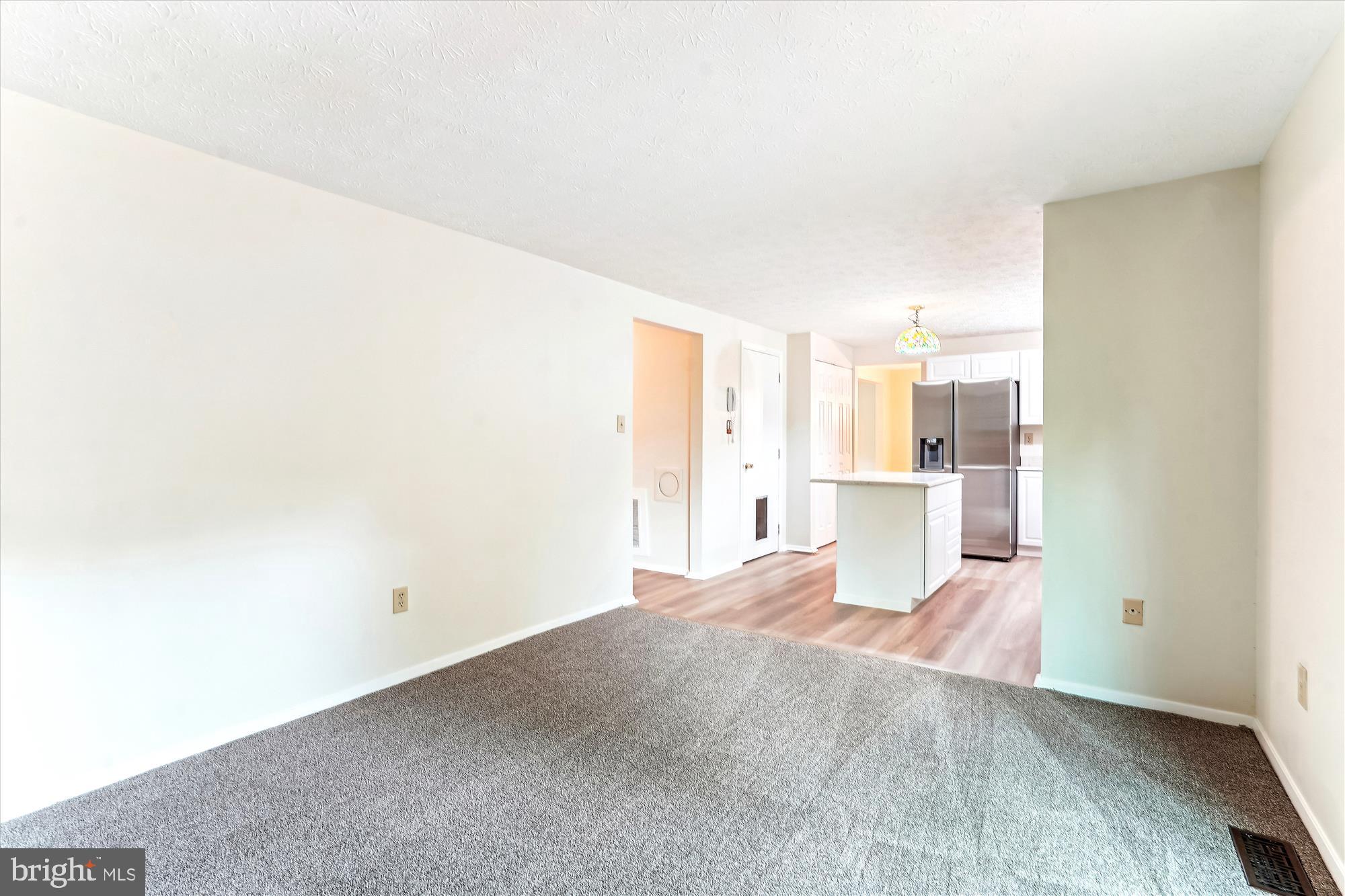 OAK SPRINGS - Residential