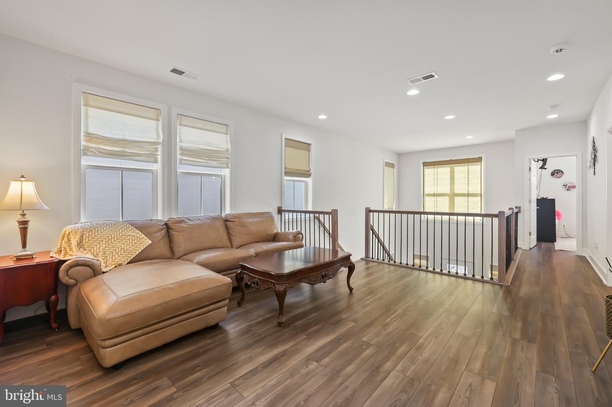 BRAMBLETON LANDBAY - Residential